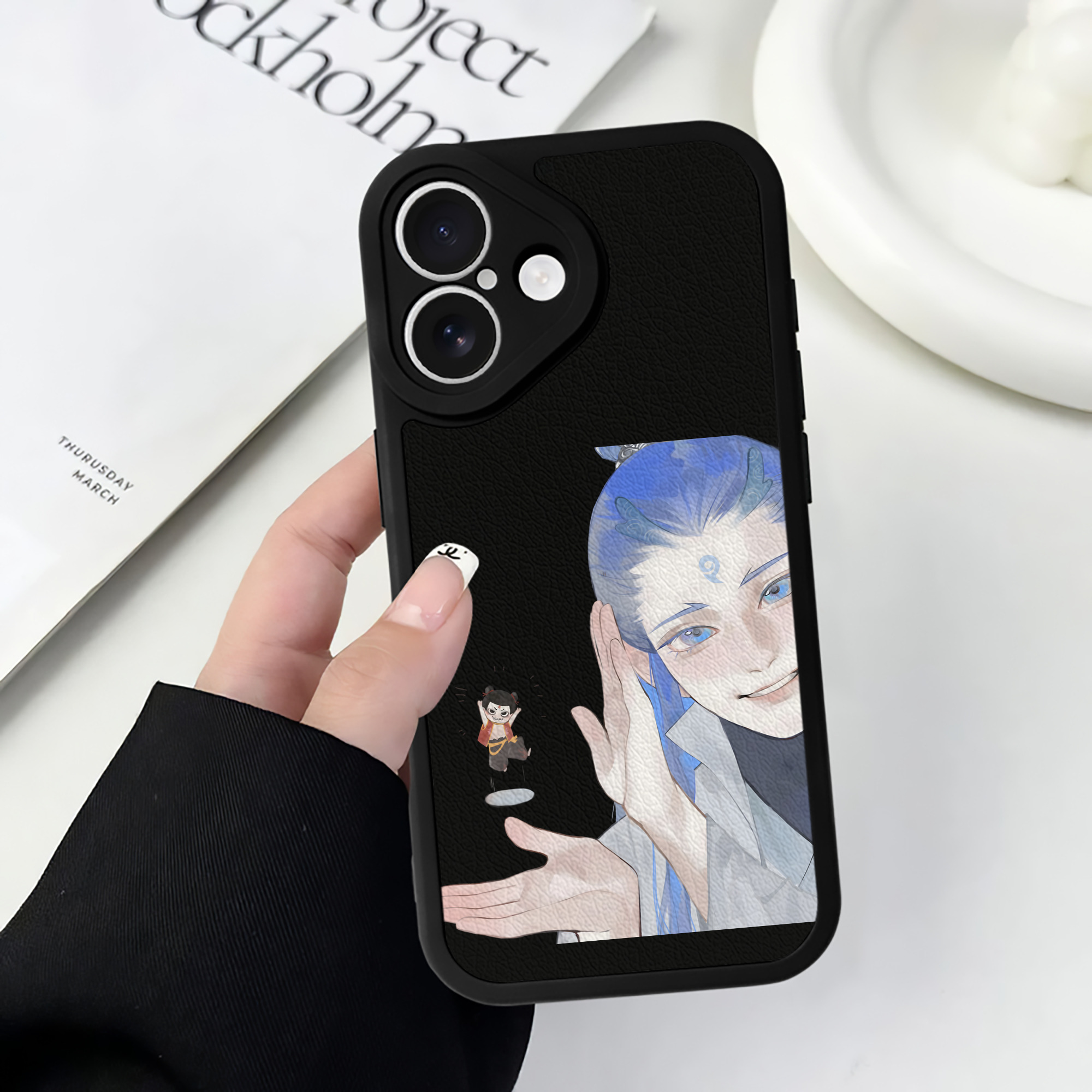 （画像用） Ne Zha 2 ナタ 魔童の大暴れ 【iPhone 16シリーズ対応】シリコンスマホケース（レザー調） 材質：シリコン